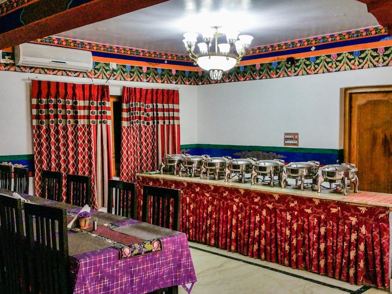 Hotel City Palace Leh Zewnętrze zdjęcie
